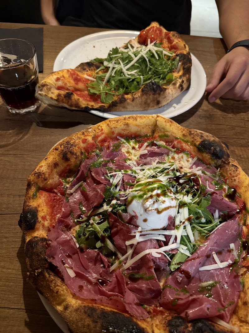 Restaurant PIZZ’AÏOLI à Lyon, France