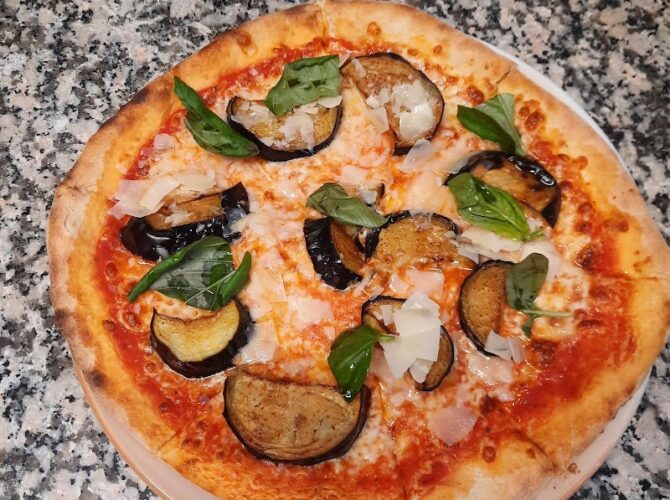 Restaurant Pizzaria Orela à Luxembourg (Ville), Luxembourg