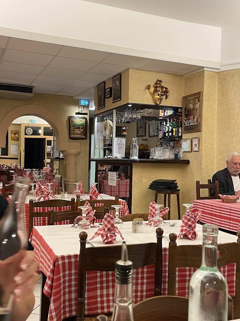Restaurant Pizzéria La Stella d’Oro à Lyon, France
