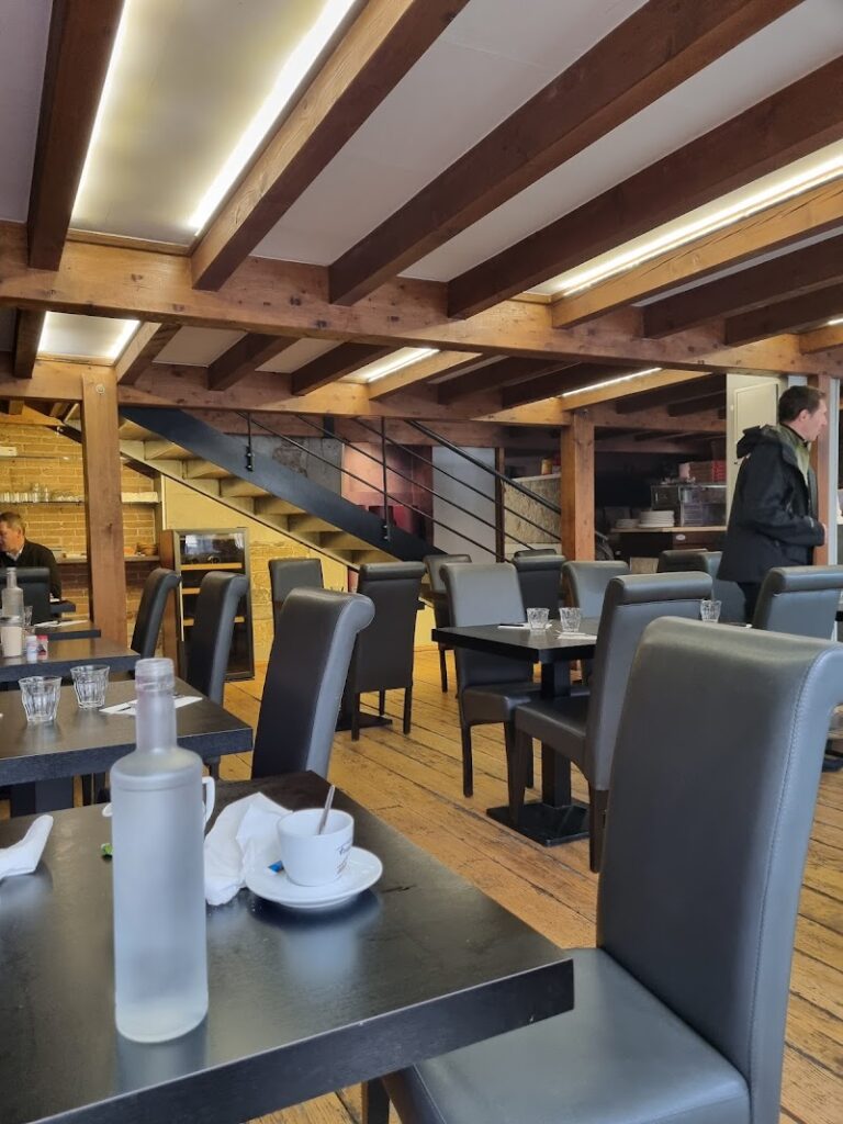 Restaurant Pizzeria l’Amarosa à Grenoble, France — photo 1