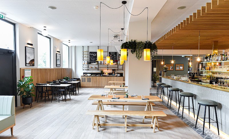 PlanB Living Chamonix – Restaurant & Bar à Chamonix-Mont-Blanc, France