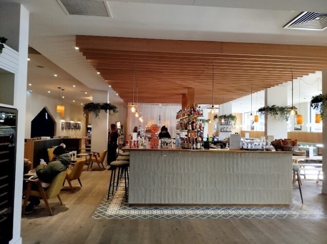 PlanB Living Chamonix – Restaurant & Bar à Chamonix-Mont-Blanc, France