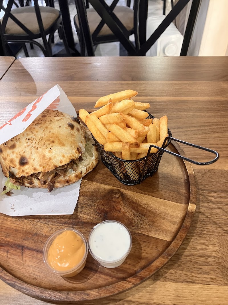 Restaurant Planète food à Tours, France — photo 3