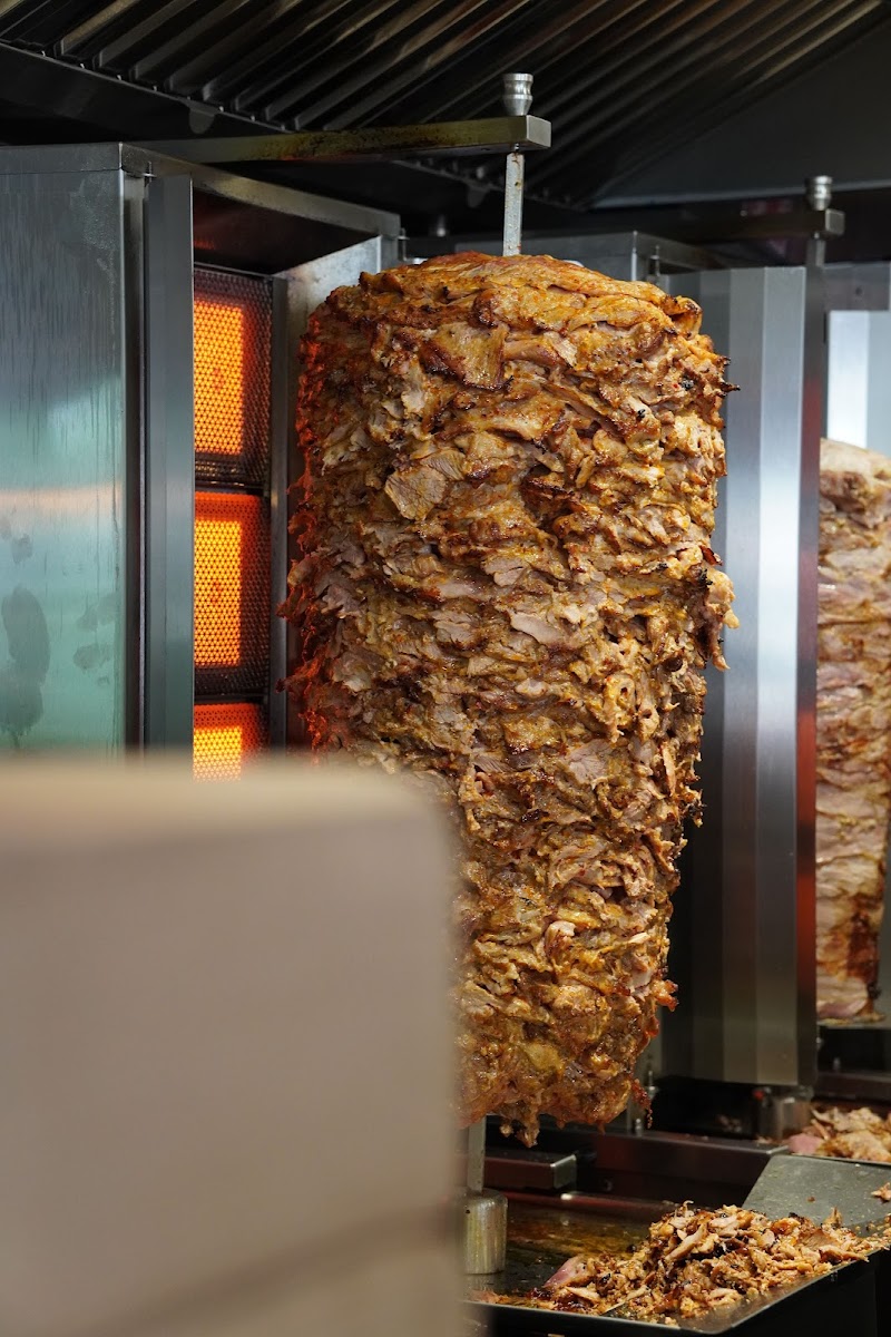 Restaurant PointK Chez abe à Saint-Grégoire, France