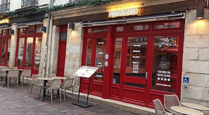 Restaurant POUTINEBROS à Tours, France