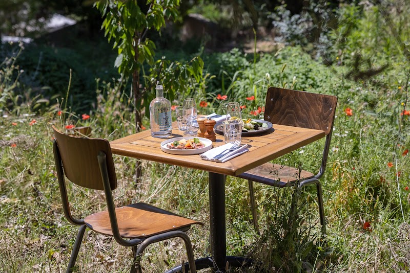 Restaurant bistronomique – Les Jardins du Cloître de Marseille à Marseille, France