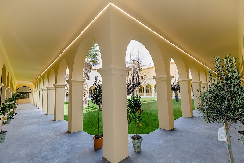 Restaurant bistronomique – Les Jardins du Cloître de Marseille à Marseille, France