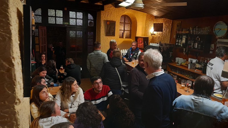 Restaurant de la Croix Blanche à Giat, France