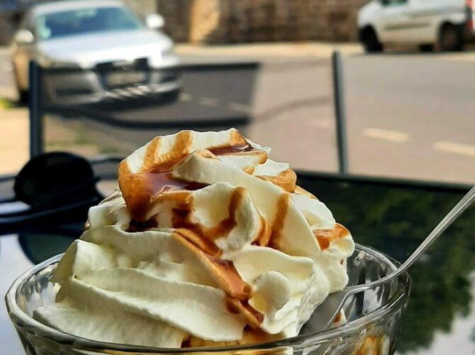 Restaurant de la Croix Blanche à Giat, France