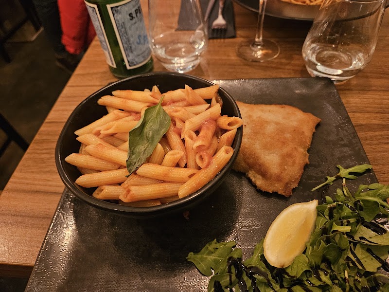 Restaurant Francesca Strasbourg Marseillaise à Strasbourg, France — photo 2