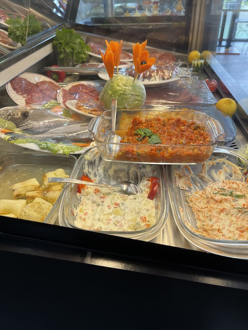 RESTAURANT GRILL YUSUF à Sainte-Geneviève-des-Bois, France