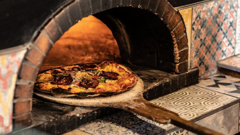 Restaurant La Mona à Bordeaux, France