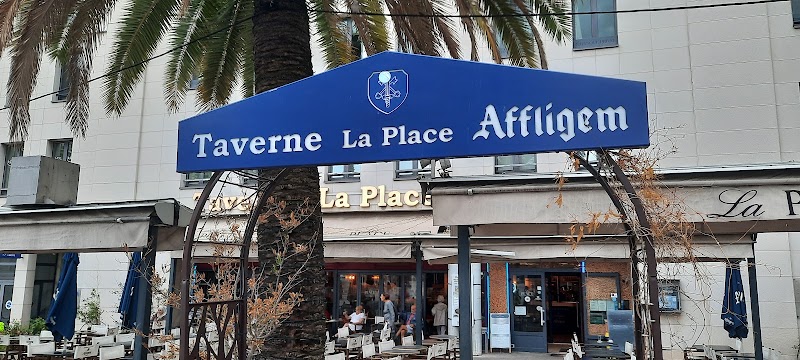 restaurant la place à Toulon, France — photo 2