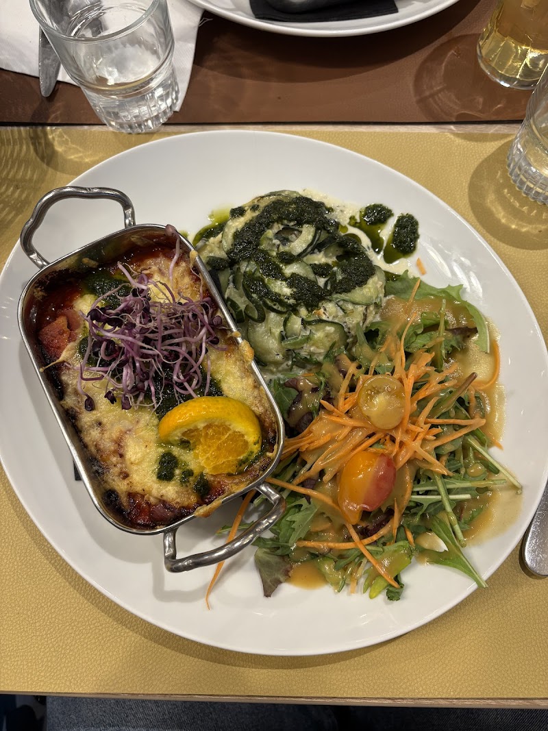 Restaurant Le Bazeilles à Toulon, France — photo 2