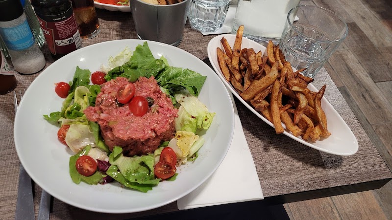 Restaurant le Café Des Arts à La Seyne-sur-Mer, France — photo 2
