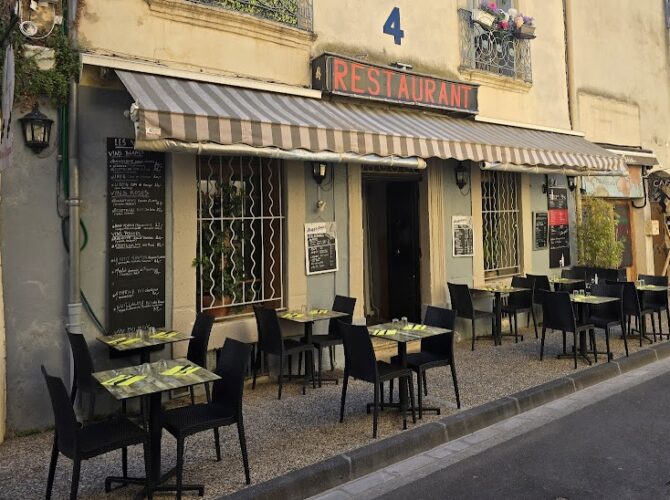 RESTAURANT ” LE QUATRE “ à Pézenas, France