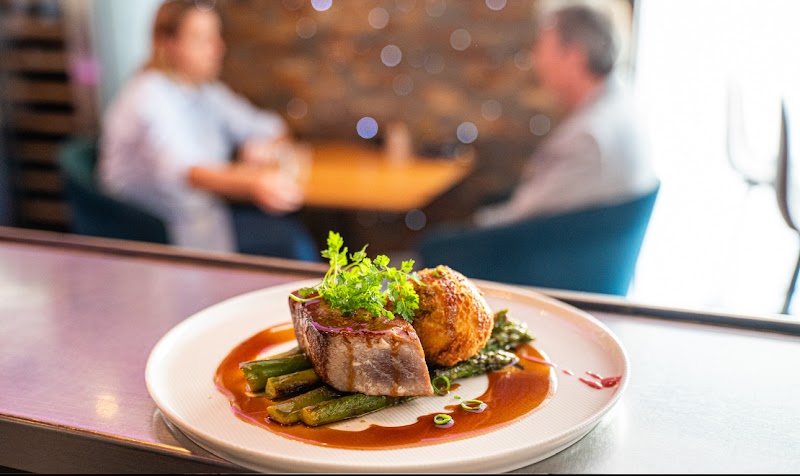 Restaurant le VII à Champs-sur-Marne, France