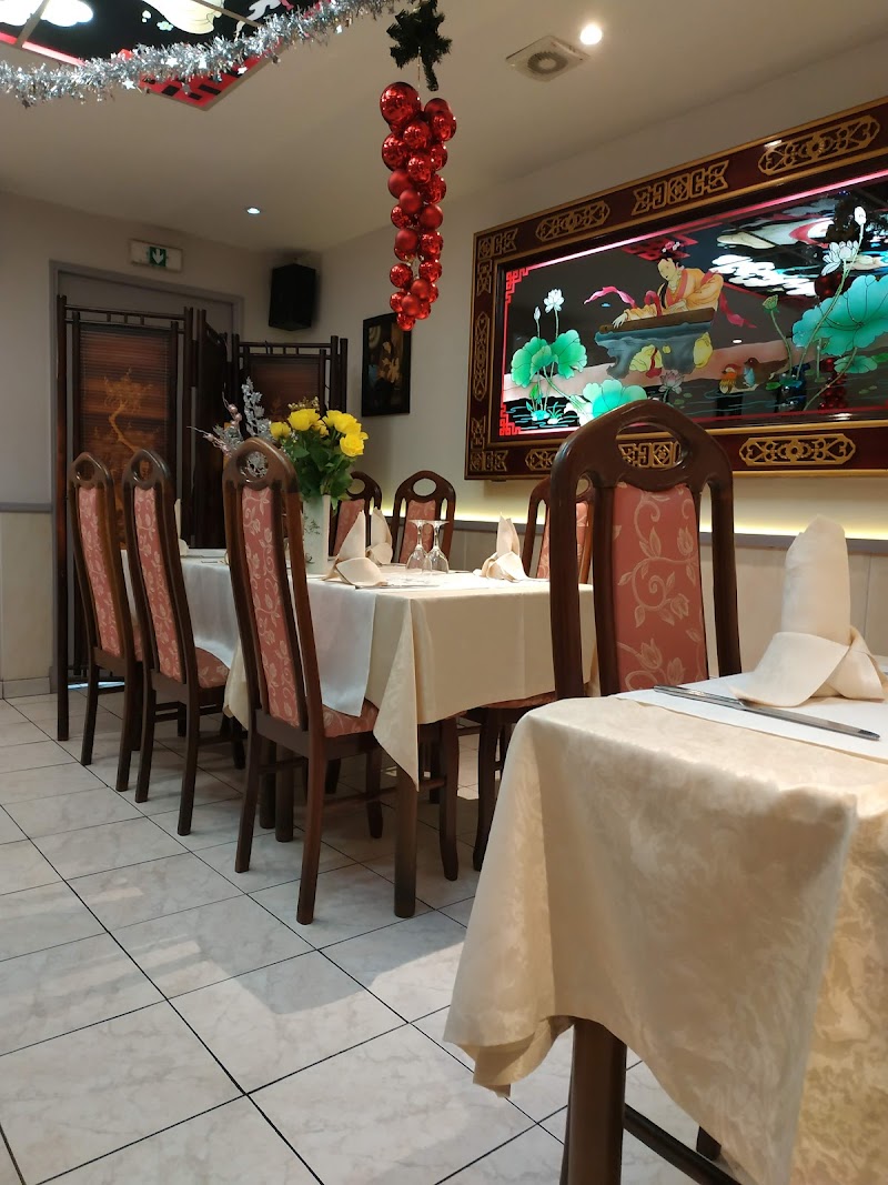 Restaurant New Saigon à La Seyne-sur-Mer, France — photo 2
