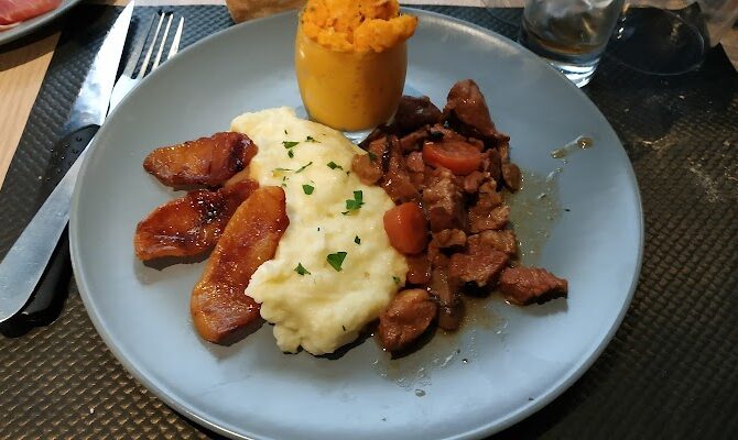 Restaurant Poivre Et Sel à Marseille, France