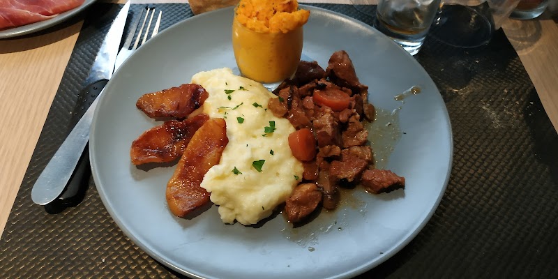 Restaurant Poivre Et Sel à Marseille, France