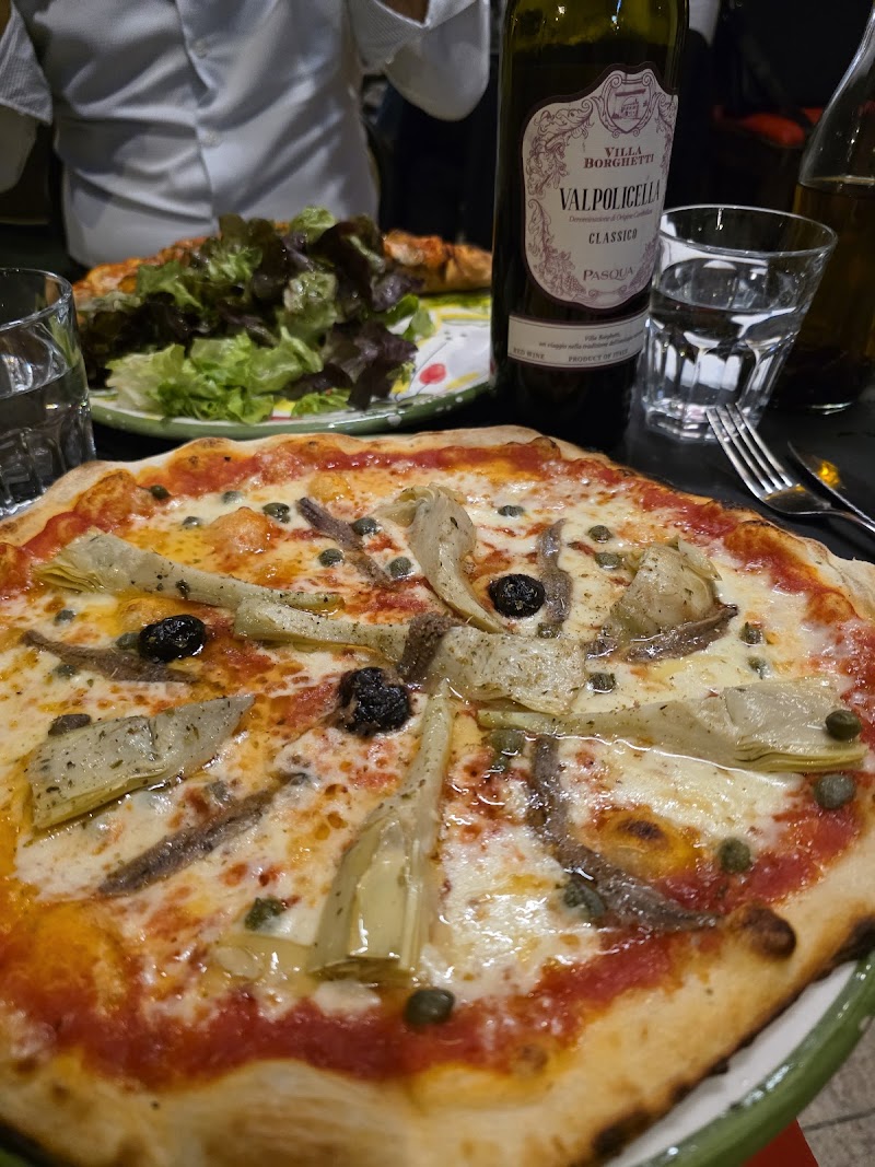 Restaurant Ristorante Pizzeria des Halles à Grenoble, France — photo 3