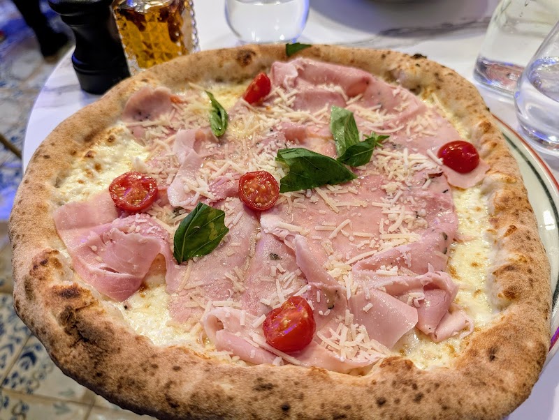 Restaurant Romantico Da Antonio e Marco à Lyon, France