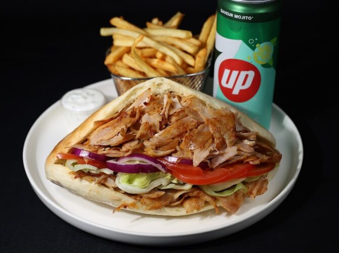 Restaurant Royal Kebab à Tours, France