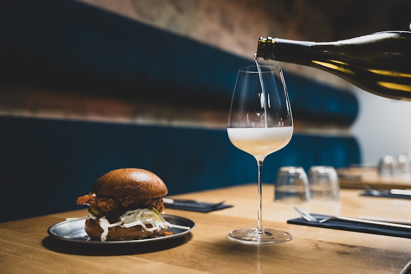 Restaurant Sacré Burger Reims à Reims, France