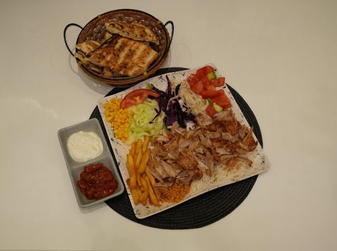 Saray Grill Restaurant Kebab Barbecue à Marseille, France