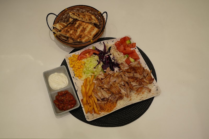 Saray Grill Restaurant Kebab Barbecue à Marseille, France