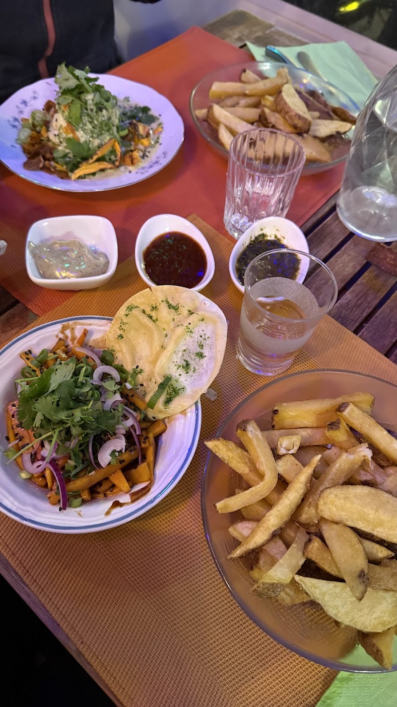 Restaurant Saucé à Toulon, France — photo 2