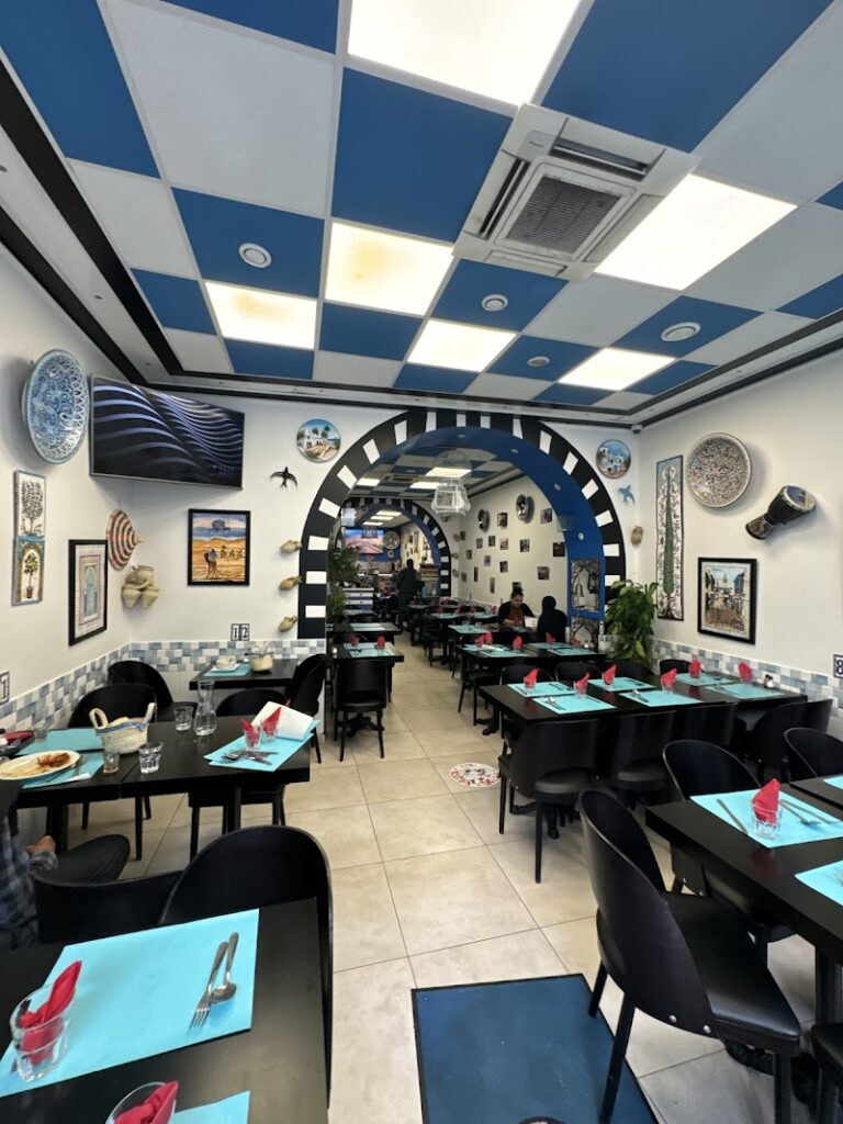 Restaurant Sidi Bou à Villeurbanne, France — photo 1