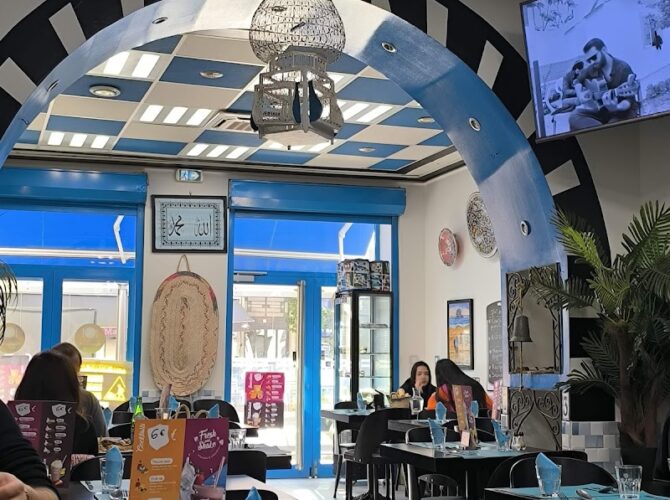 Restaurant Sidi Bou à Villeurbanne, France