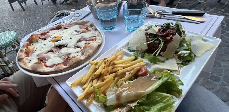 Restaurant Simeone Dell’Arte Brasserie Italienne à Bordeaux, France