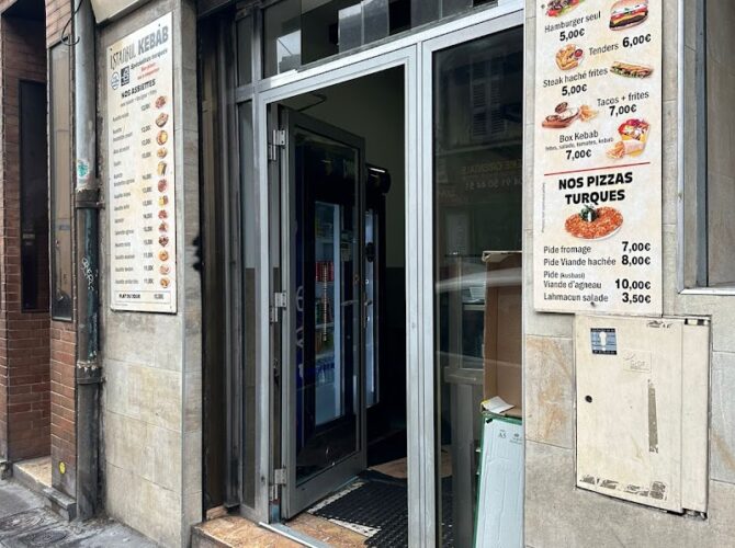 Restaurant Snack Bereket Istanbul Marseille à Marseille, France