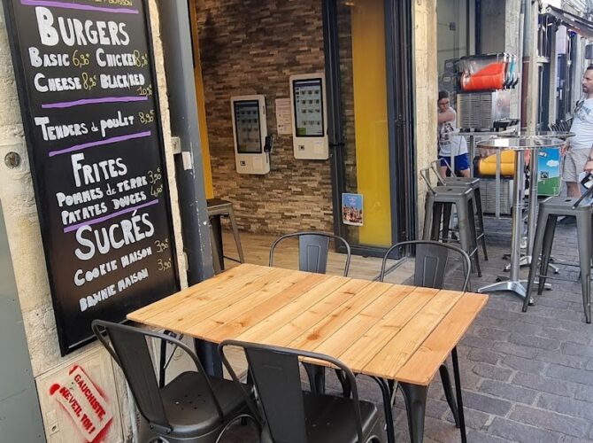 Restaurant SNAK – Burger fait maison à Tours, France