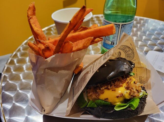 Restaurant SNAK – Burger fait maison à Tours, France