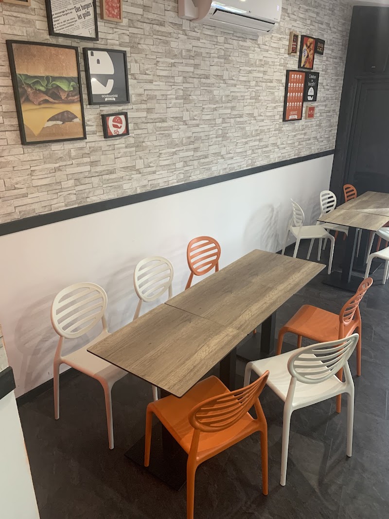 Restaurant speed burger à Rennes, France