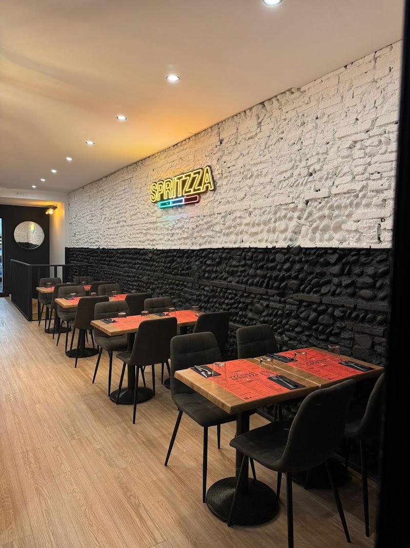 Restaurant Spritzza | Pizzeria & Spritz Bar | à Toulouse, France