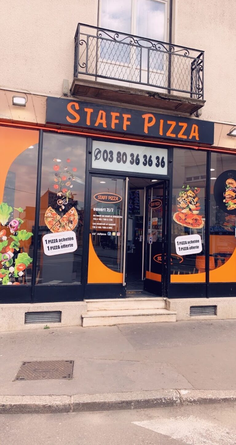 Restaurant Staff Pizza à Dijon, France — photo 1