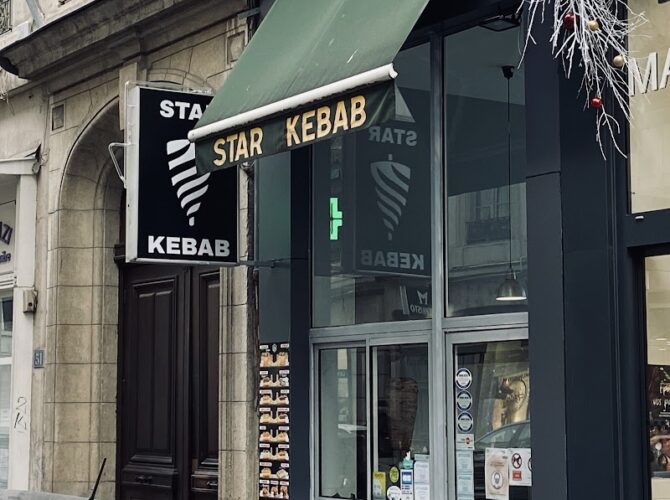 Restaurant Star Kebab à Lyon, France