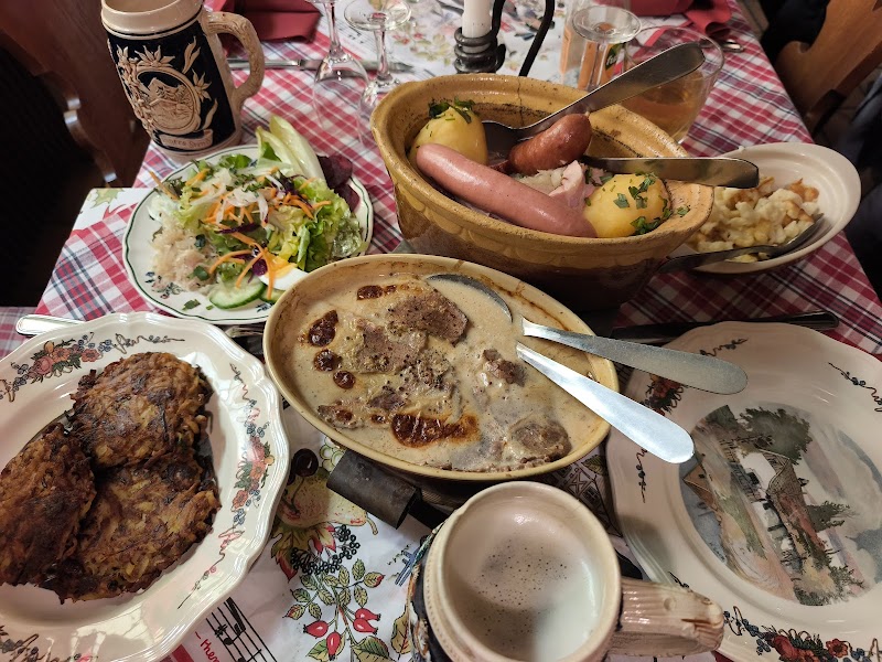 Restaurant S’Thomas Stuebel à Strasbourg, France — photo 2