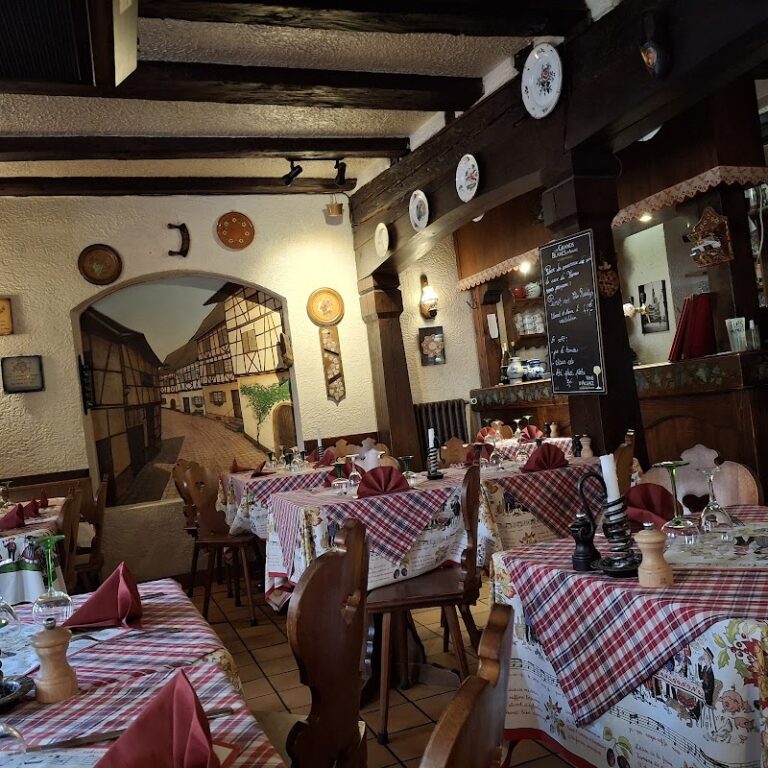 Restaurant S’Thomas Stuebel à Strasbourg, France — photo 1