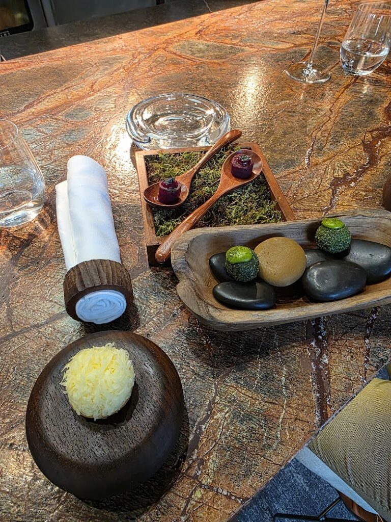 Restaurant Substance à Paris, France