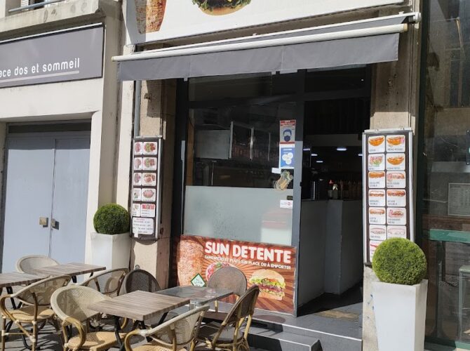 Restaurant Sun Detente à Lyon, France