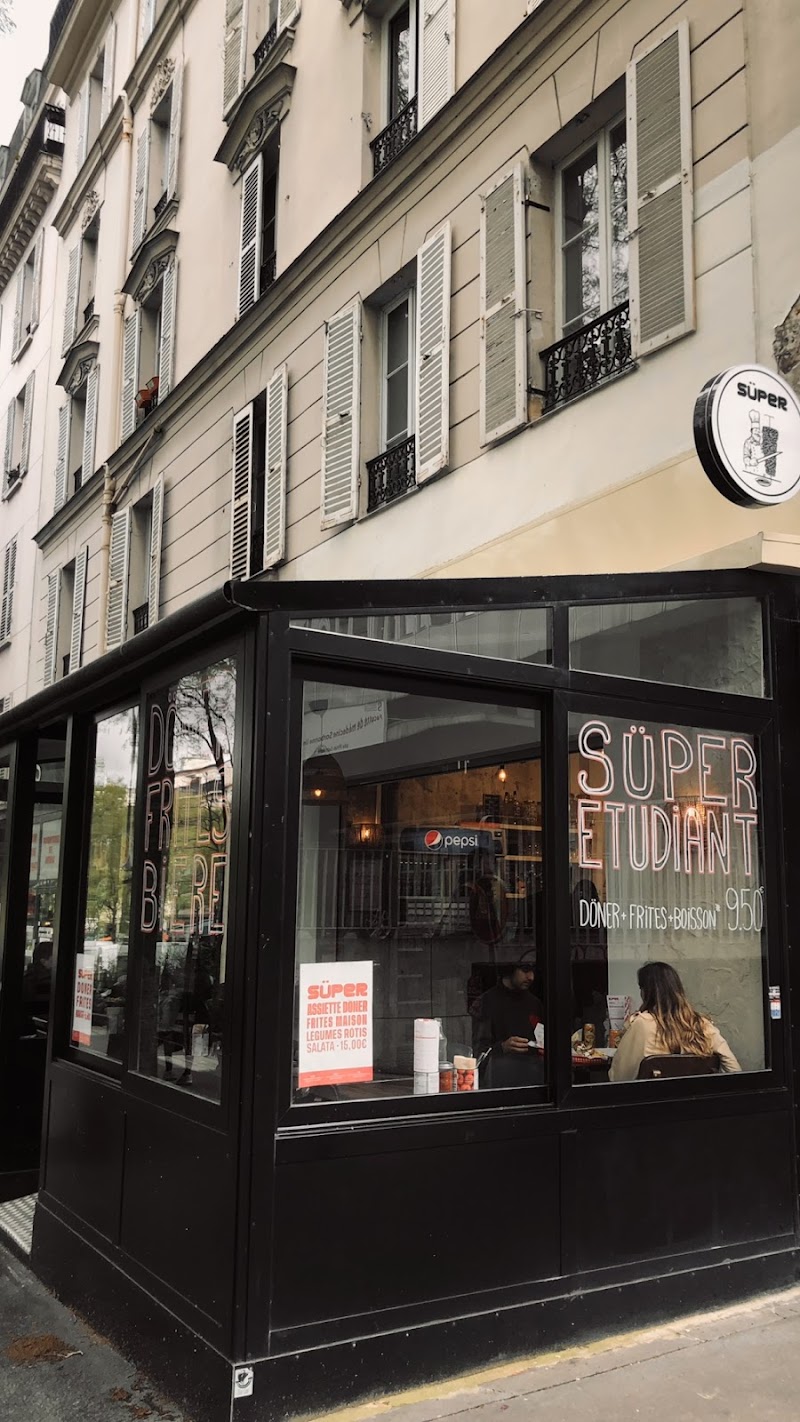 Restaurant SUPER – DÖNER & KEBAB à Paris, France