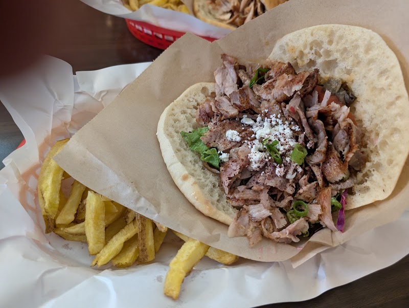 Restaurant SUPER – DÖNER & KEBAB à Paris, France