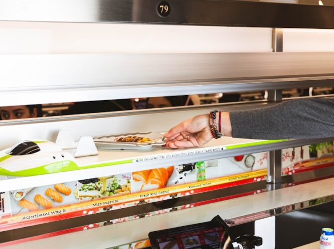 Restaurant Sushi Way Forum des Halles à Paris, France