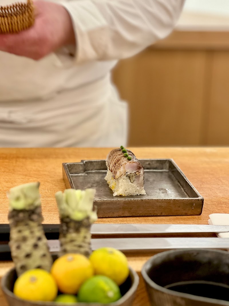 Restaurant Sushi Yoshinaga à Paris, France