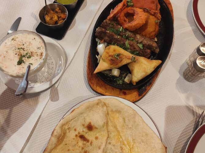 Restaurant Taj Mahal Villejuif à Villejuif, France